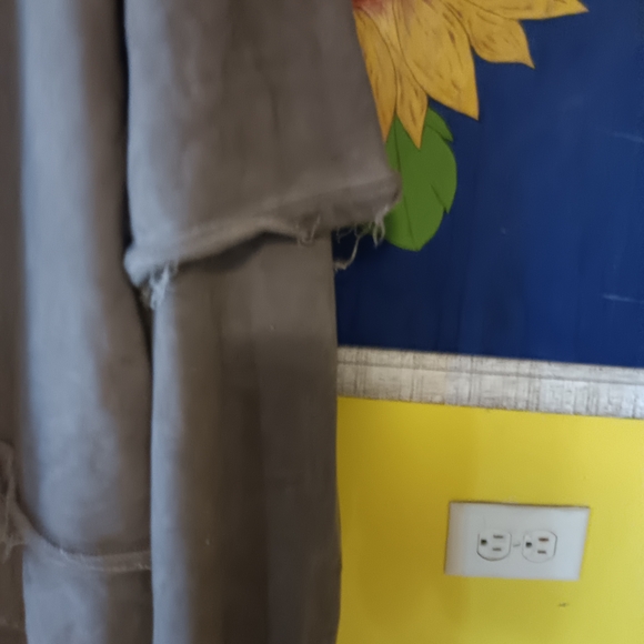 DOLLS KILL Heavy Weight Hoodie Jacket. Zipper Missing. XXL - Picture 3 of 9